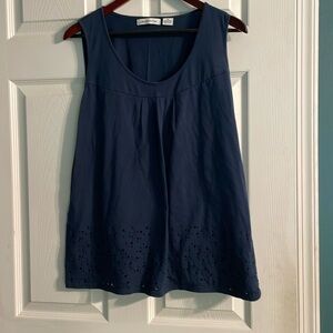 Sleeveless cotton top